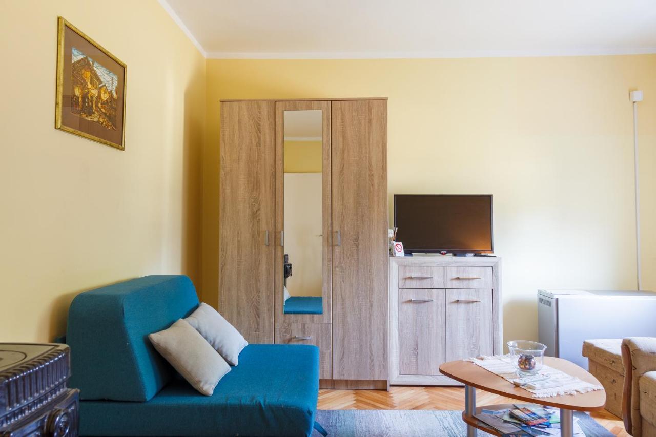 Apartman Bogojevic Golubac Bagian luar foto