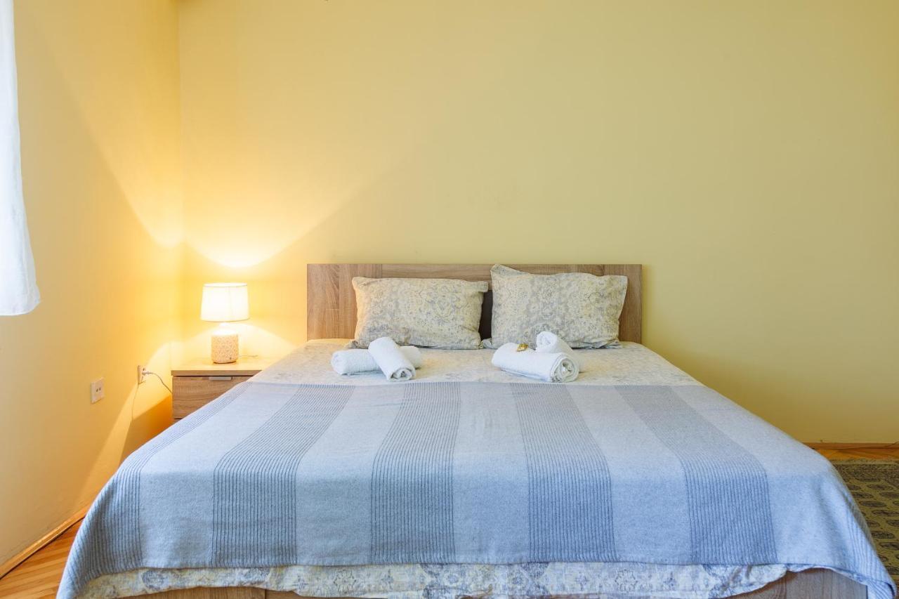 Apartman Bogojevic Golubac Bagian luar foto